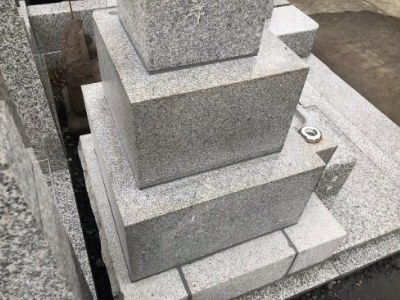 お墓（水垢）施工後